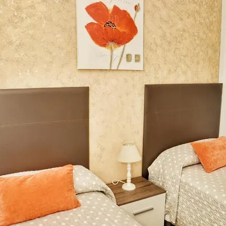 科莱吉塔教堂旅馆 招待所 比戈