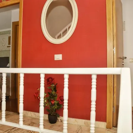 科莱吉塔教堂旅馆 招待所 2*