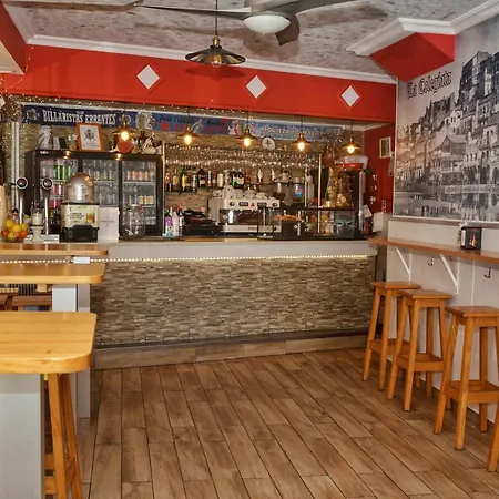 科莱吉塔教堂旅馆